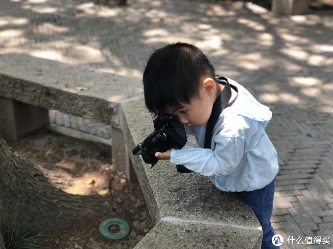 三岁小孩的摄影玩具——VisionKids儿童相机开箱