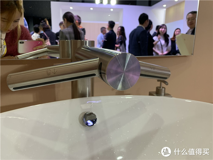 低噪音+HEPA高效滤网 戴森Dyson Airblade™9kJ干手器上市