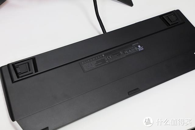 全新ALIENWARE套装体验，除了性能强大，这些设计值得称赞