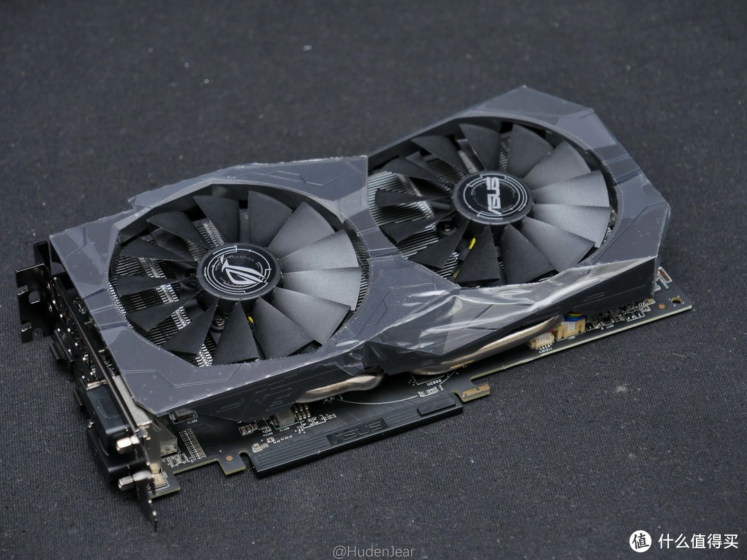 华硕 ASUS ROG STRIX RX580 2048sp 8GB开箱小测