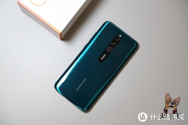 Redmi 8体验：搭载Pixel 4同款后置主摄 续航表现堪称完美