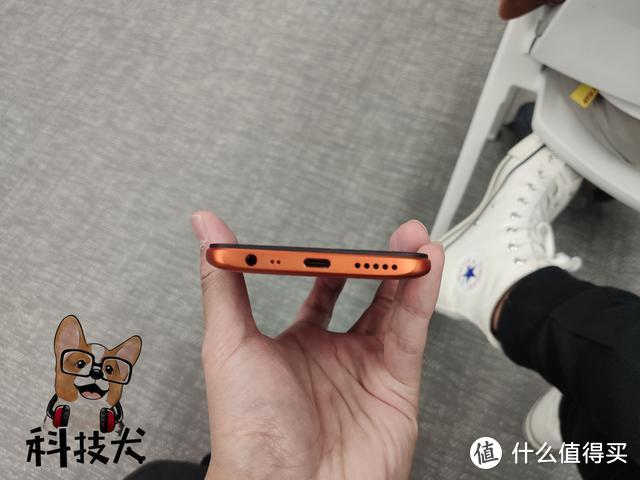 Redmi 8体验：搭载Pixel 4同款后置主摄 续航表现堪称完美