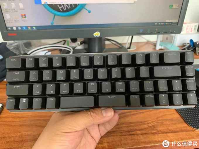 这把近期口碑甚好的国产机械键盘，我并不喜欢