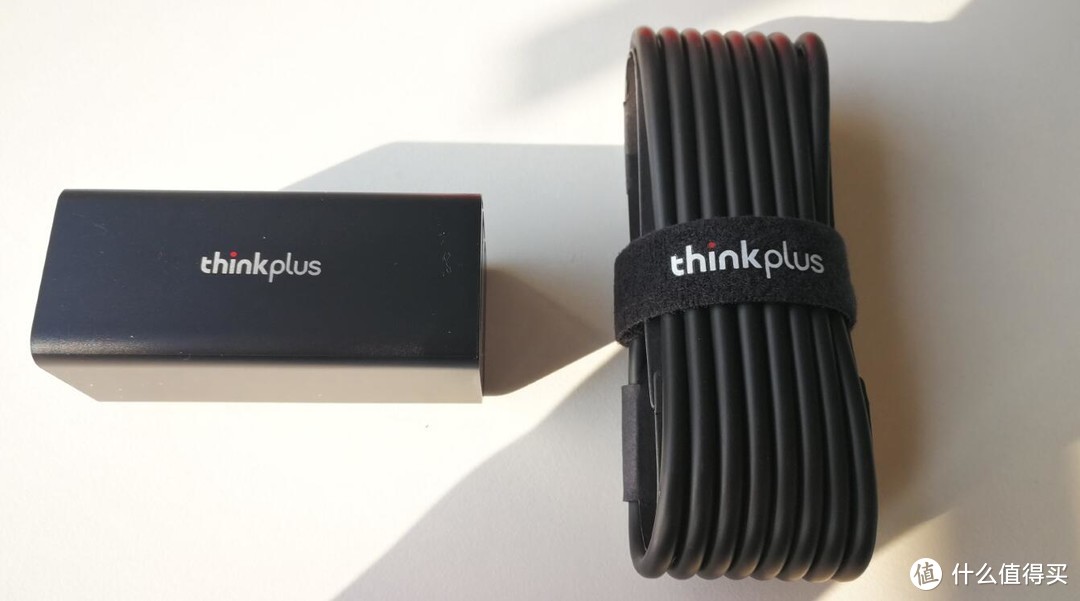 thinkplus Mini 45W口红电源开箱体验 & 上代65W口红电源对比