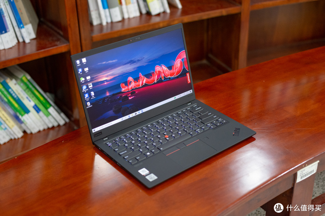 ThinkPad X1 Carbon 2019评测：年度旗舰商务本，黑FUN礼购特惠多