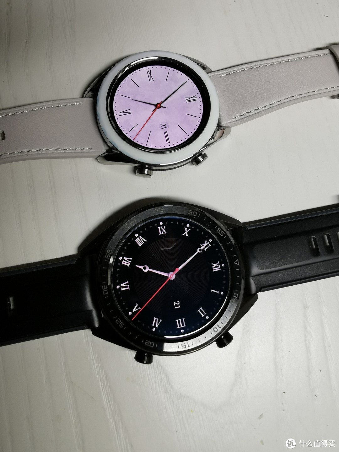 两款手表对比