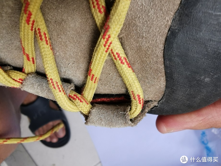 la sportiva 轻量减震防水透气登山鞋 巨石 测评