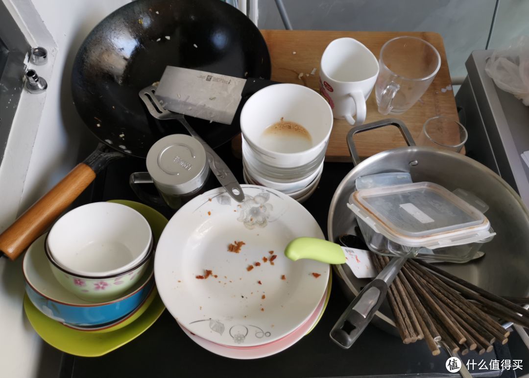 洗碗机使用2个月经验谈：是的，我和他们一样后悔！原来洗碗机不能洗锅……但能洗小龙虾