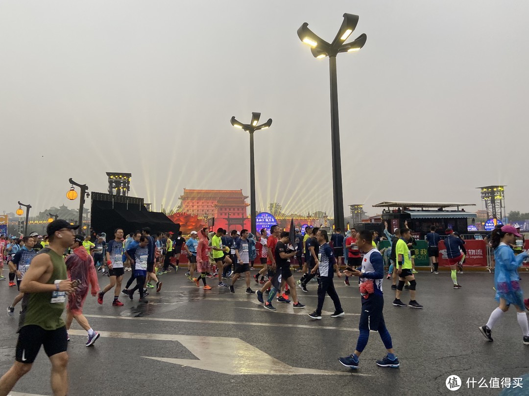 2019年西安国际马拉松赛，一场雨中差点PB的半程赛事