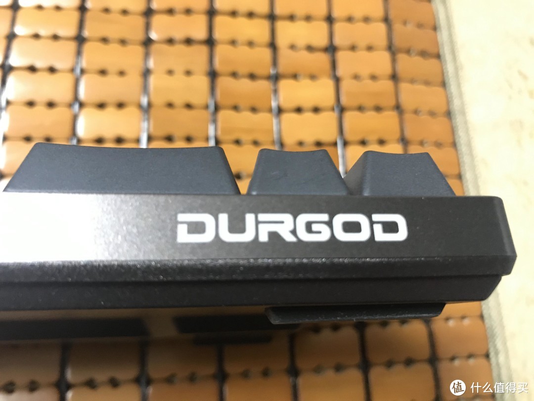 杜伽DURGOD金牛座K310RGB键盘测评报告