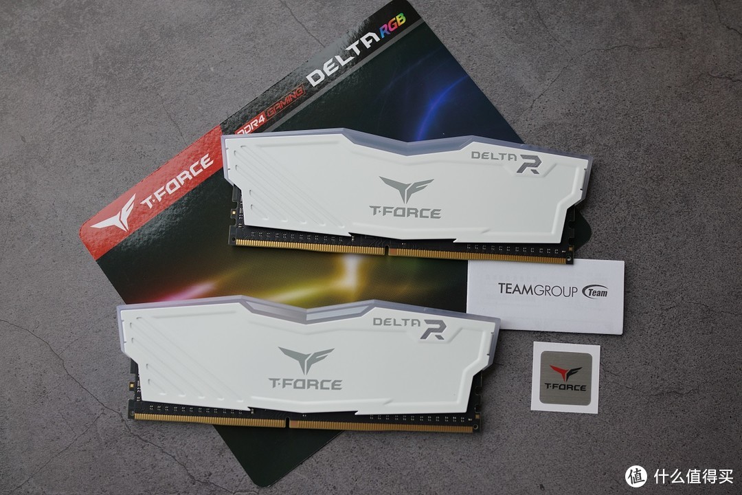 中看又中用——十铨DELTA RGB DDR4 3200套条体验分享