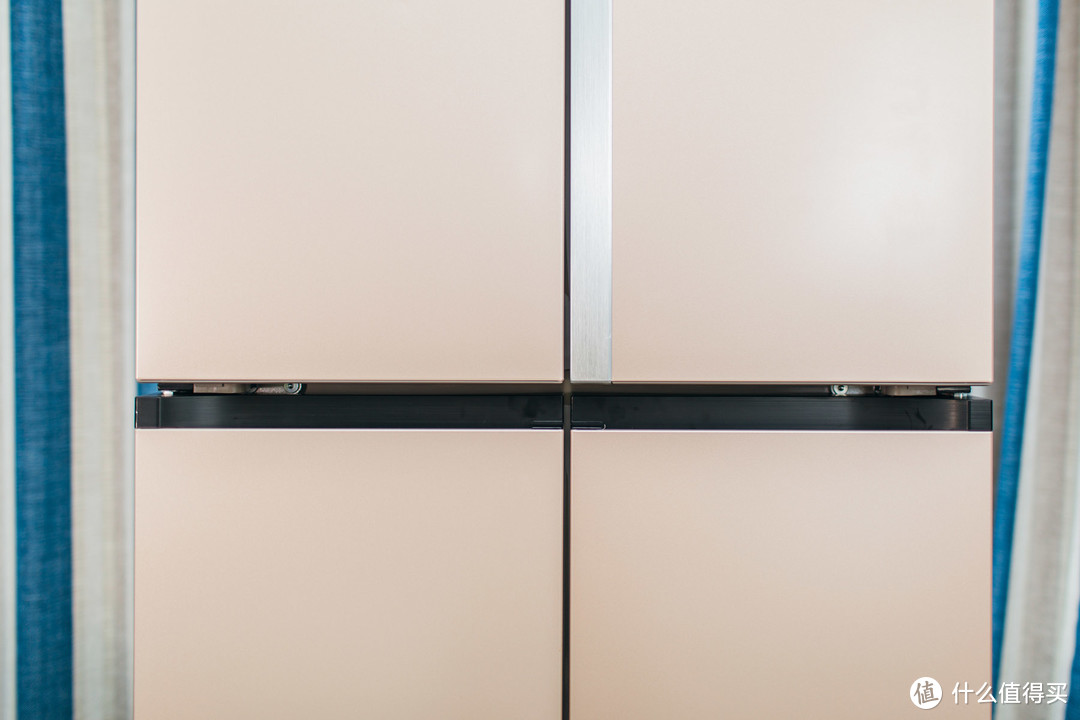 有容乃大，三口之家的实用之选-三星RF50NCAH0FE/SC十字对开门大容量冰箱体验