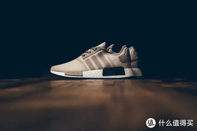 又到双11 细数Adidas阿迪达斯家哪些鞋服值得买 折扣促销商品全收集