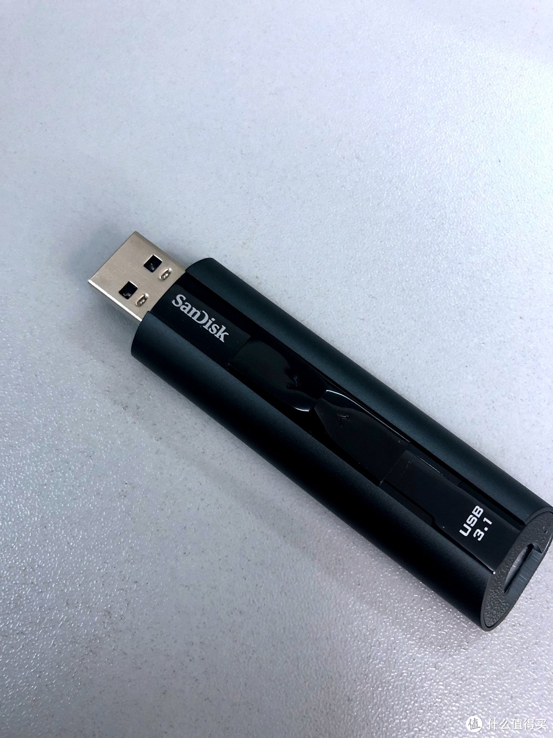 明明花钱却觉得赚到了？闪迪(SanDisk) 128GB USB3.1 U盘 CZ880至尊超极速