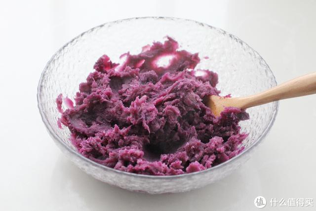 芝士和紫薯才是天生的一对，香浓美味，超级拉丝，吃一口唇齿留香