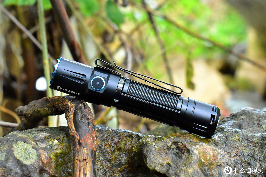 OLIGHT M2R  PRO磁吸直充21700小直手电开箱