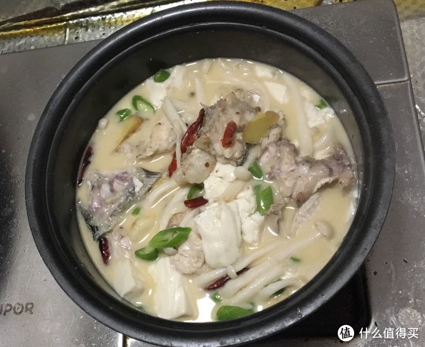 蒋蜀黍教你做家常菜：一鱼两吃之鱼头豆腐汤➕香酥酒鬼鱼，下饭佐酒两相宜