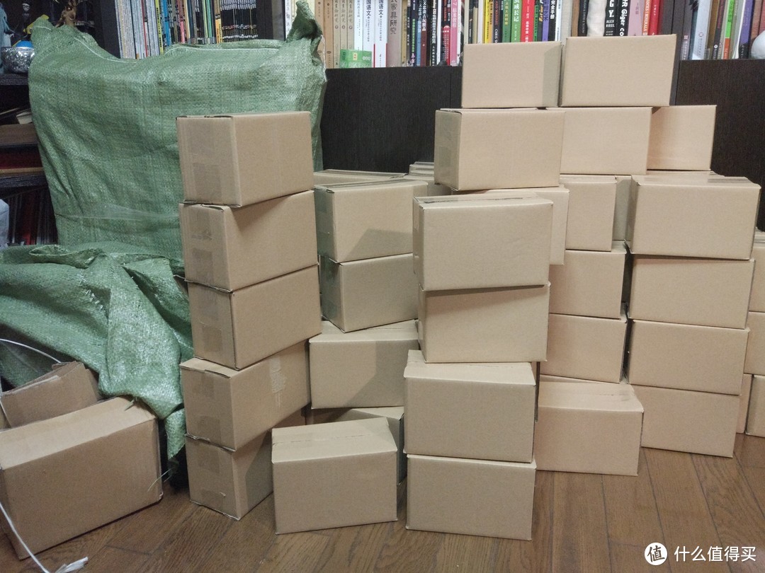 纸箱DIY：350个纸箱的终结者