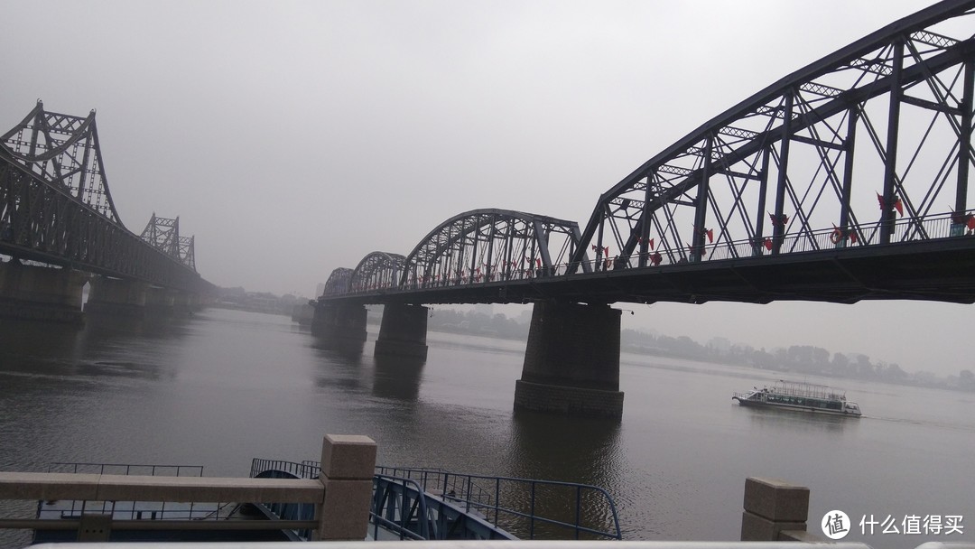 鸭绿江大桥和断桥