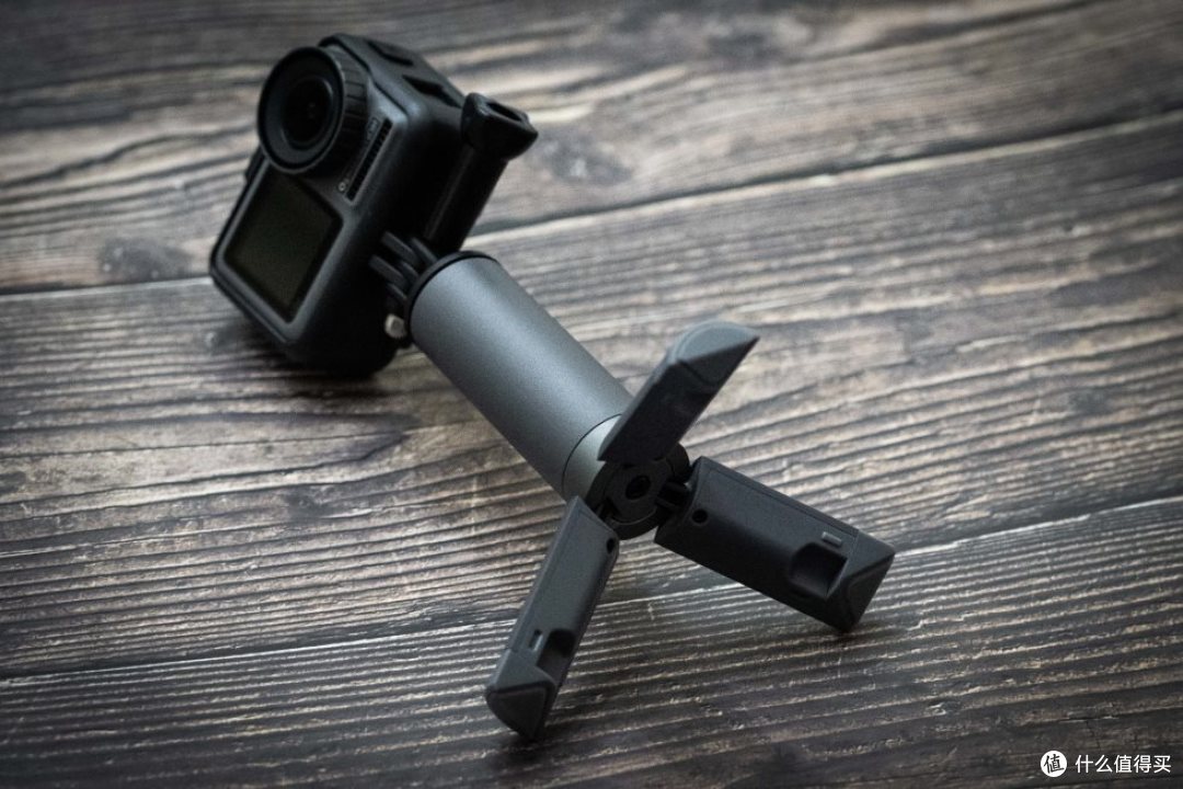 大疆官方配件cynovaosmoaction的迷你三脚架开箱