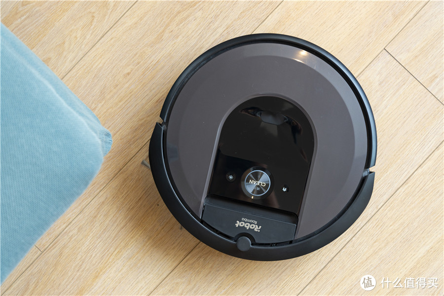 价格贵的扫地机值不值得买？iRobot Roomba i7、石头T6、科沃斯T5对比横评