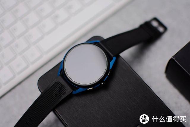 终于用上了Android wear！入手阿玛尼5代智能腕表：高端奢侈值得买吗?