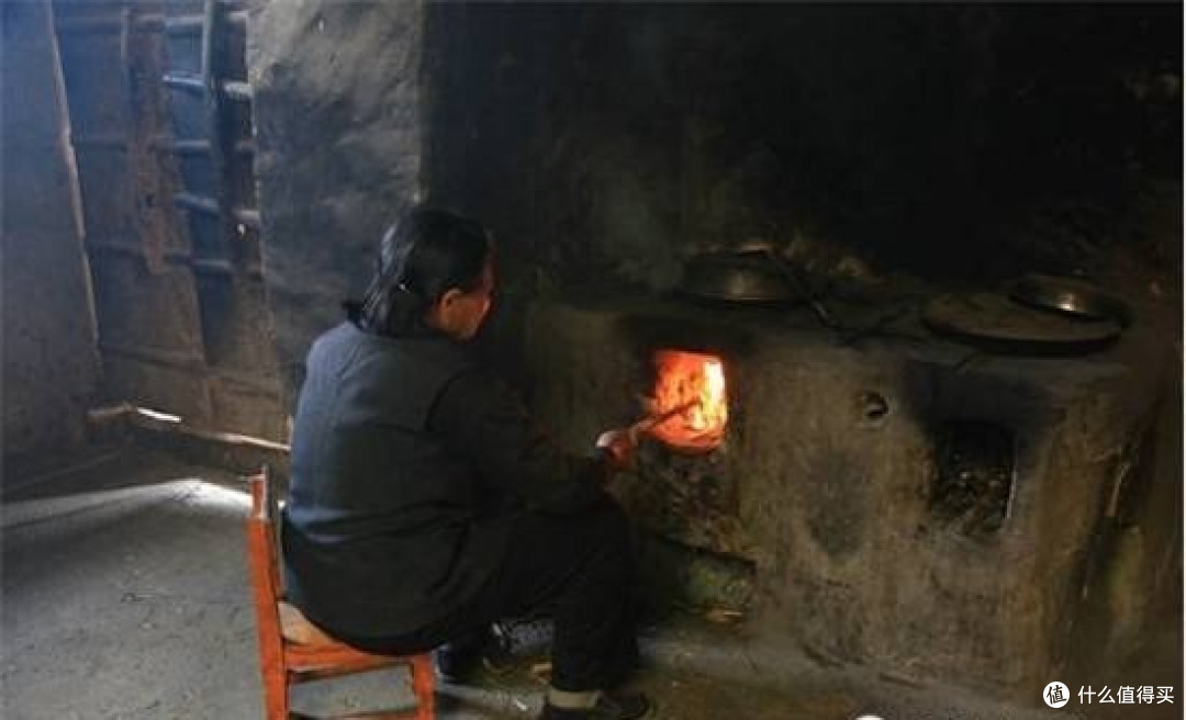 温暖的大土灶