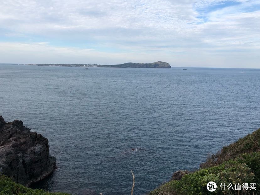 城山日出峰望过去的牛岛