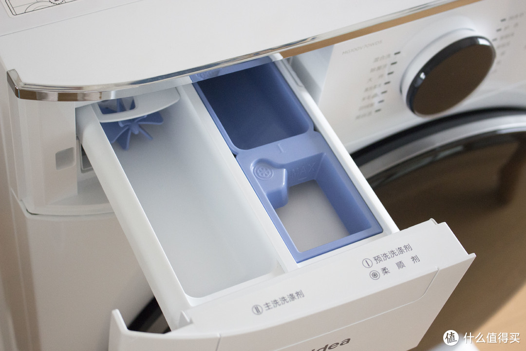 一台洗衣机还能好用上天？美的全自动直驱滚筒洗衣机使用分享