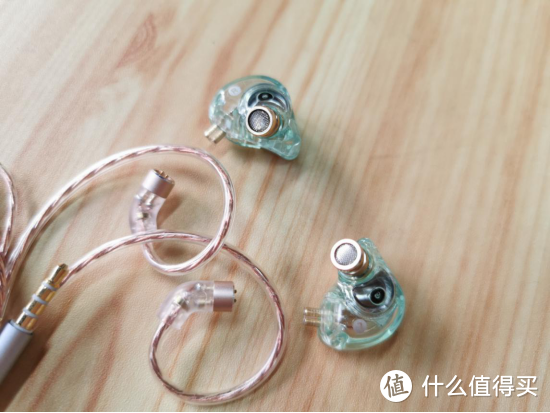 智站丨开箱新体验-兴戈MT3耳机，颜值让人心动感觉