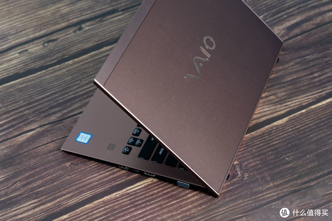 预算充足？为什么不试试高端轻薄办公利器：VAIO SX14 笔记本