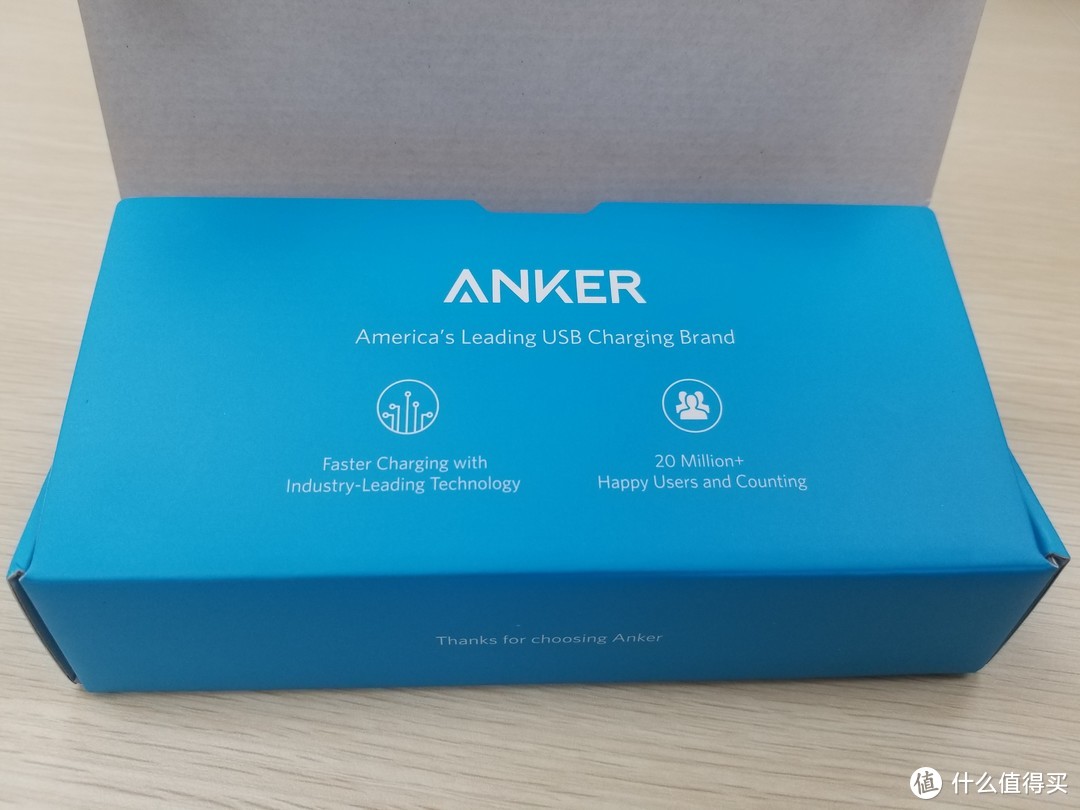 “电虑党”居家旅行必备神器——Anker 超级充（PowerCore Fusion5000）