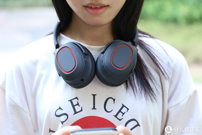 五百元档位主动降噪双用头戴式城市旅行耳机，其实啥都有了