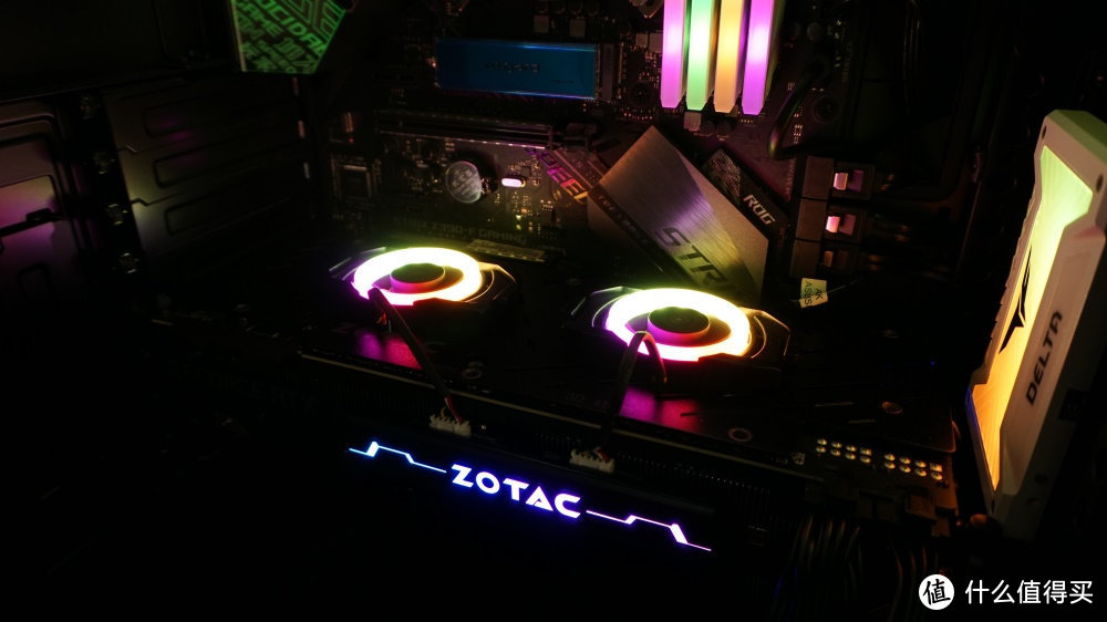 「擺评」酷冷机箱电源水冷全套+索泰的2080ti+十铨内存能战几年？