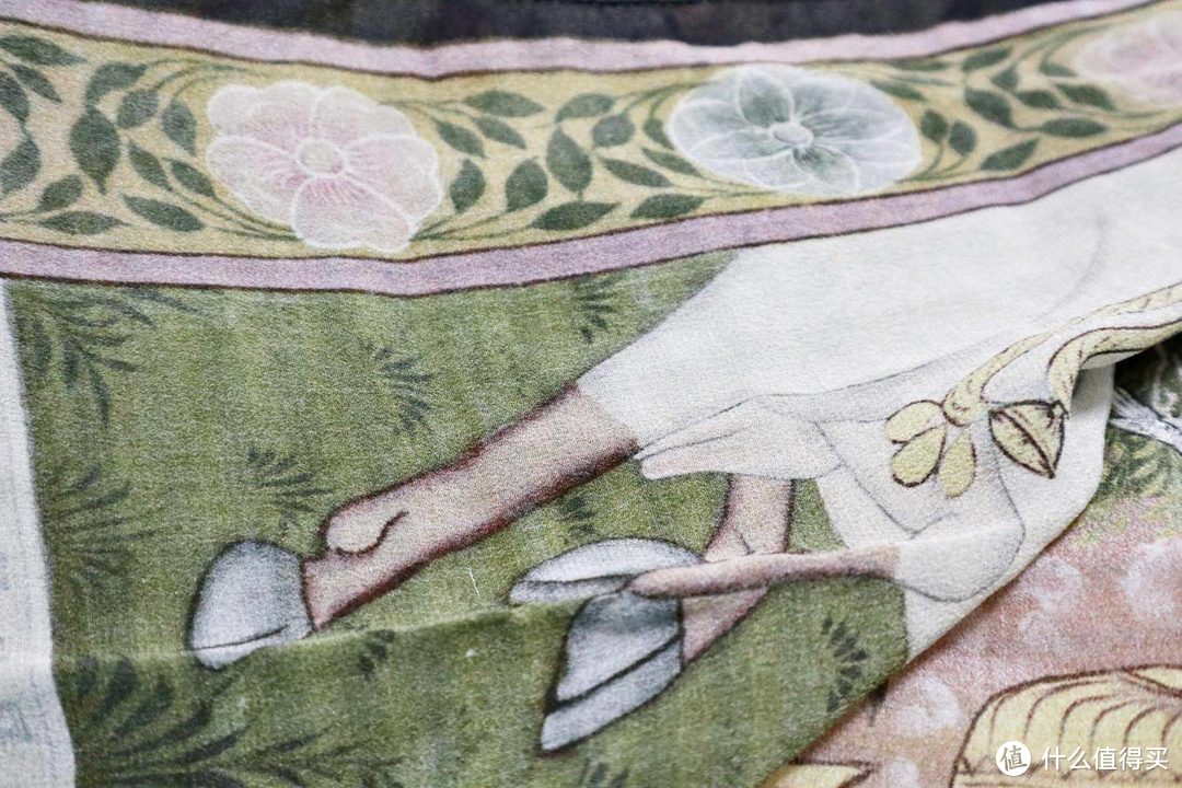 秋天就是大玩丝巾的季节-魔幻的伽罗佩斯利Paisley丝巾分享