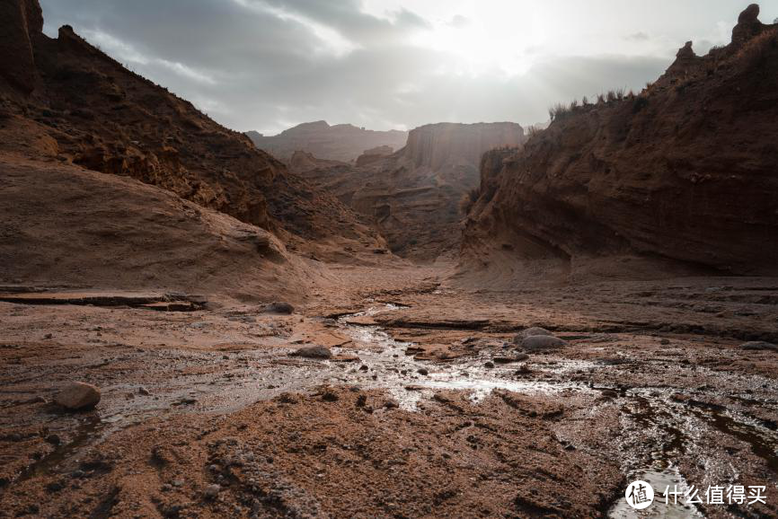南疆-温宿大峡谷