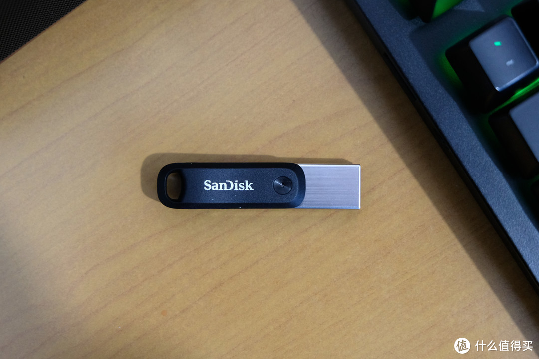 SanDisk闪迪  Lightning USB3.0欢欣i享128GB U盘 入手体验