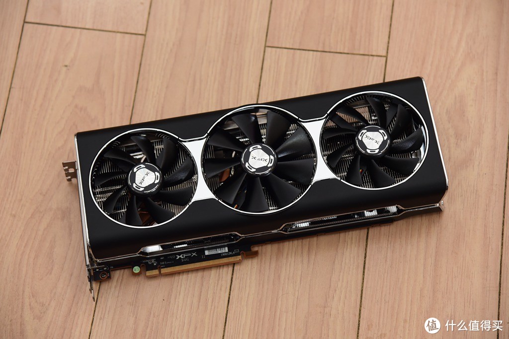 又快又凉—地表最强RX 5700XT？XFX RX 5700XT海外三风扇版评测！