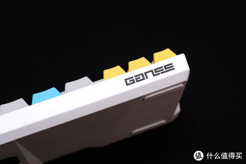 大键优化、标准尺寸键帽，GANSS ALT71D蓝牙机械键盘开箱