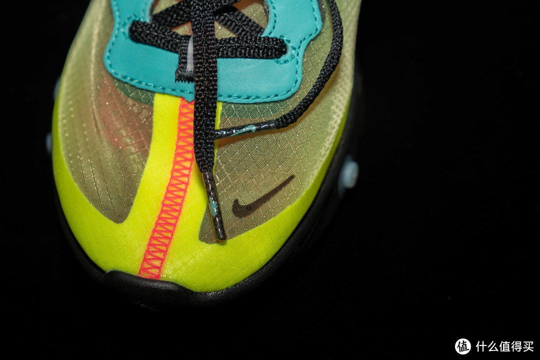 Nike React Element 87——半透明薄如蝉翼