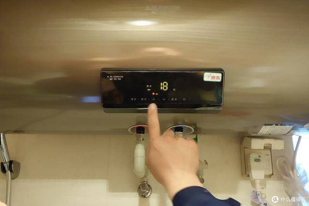 加热快速、热水量大,还有智能遥控! A.O.史密斯E80VDP电热水器新品尝鲜体验
