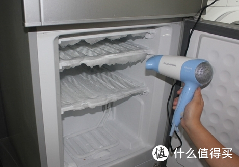 传统直冷冰箱会结冰