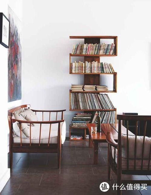 小小的书架，能为家居增添不少艺术感哟