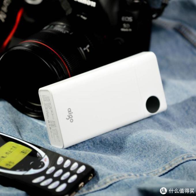 充电宝就是要持久——爱国者F20000充电宝