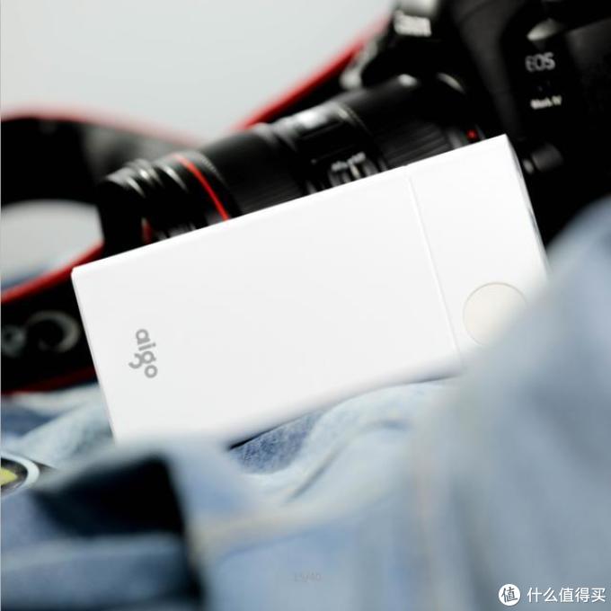 充电宝就是要持久——爱国者F20000充电宝