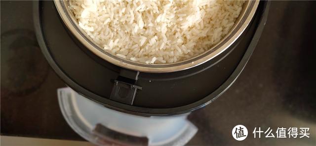 减肥不能吃米饭？那是你没吃过臻米的米饭！臻米脱糖电饭煲评测