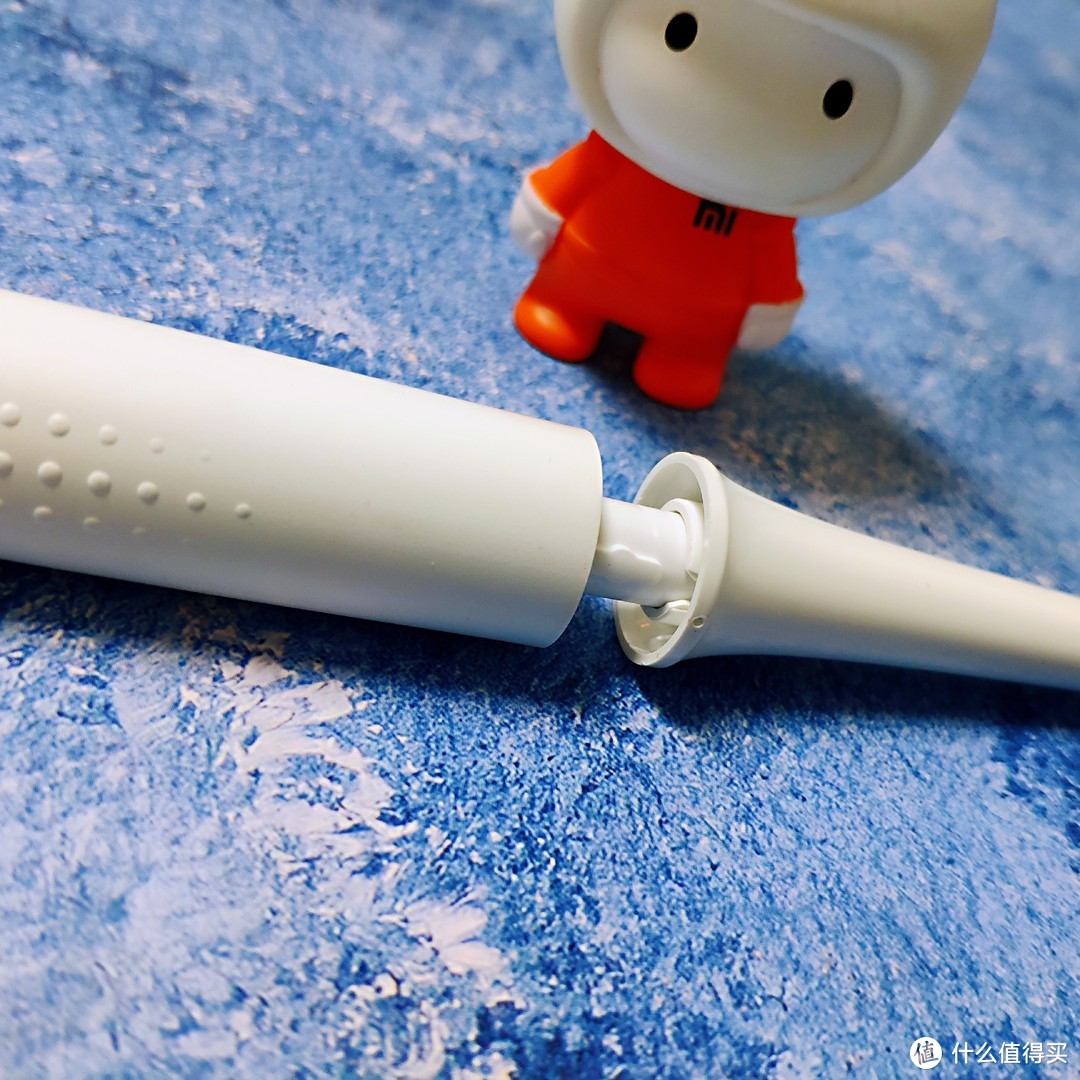 米家声波电动牙刷T100:呵护口腔健康，从选好牙刷开始