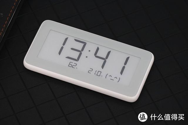 米家温湿度监测电子表：集温度，湿度，时间于一体，还很智能哦