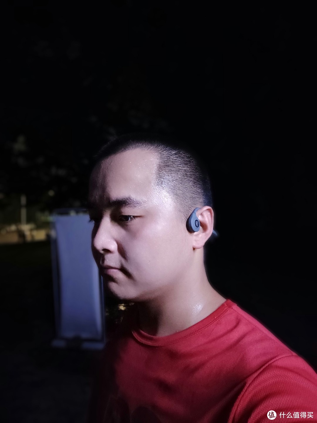 终结有束缚的夜跑，南卡Runner骨传导耳机为跑步量身打造