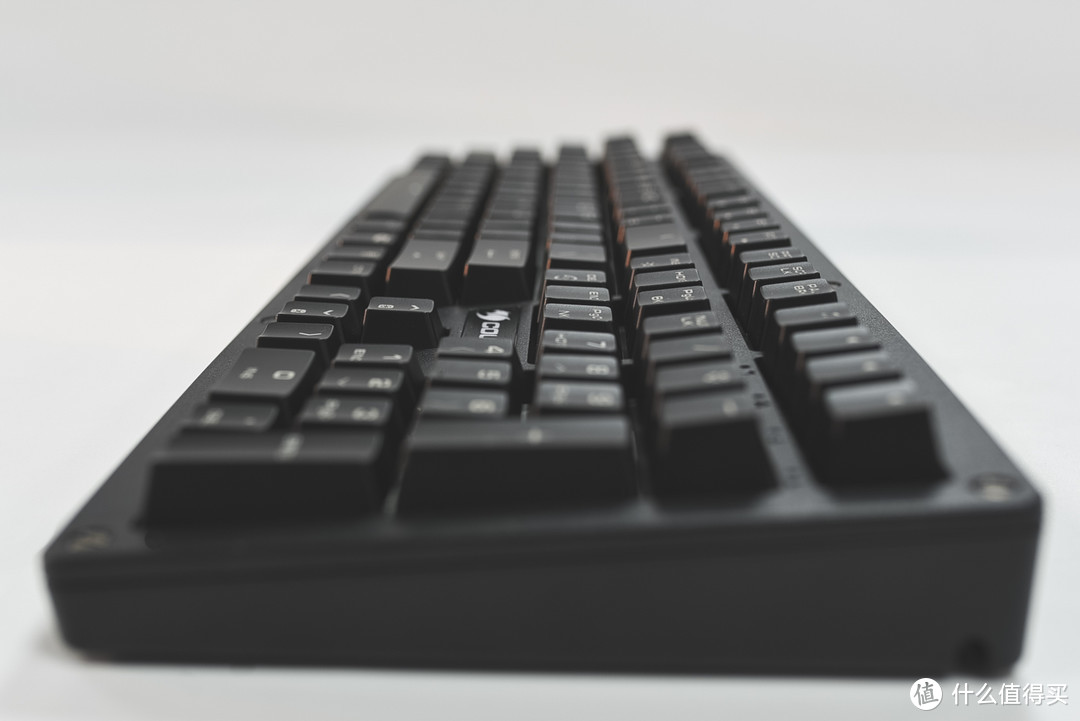 德系精工骨伽PURI RGB机械键盘，小幅改款的退烧之作